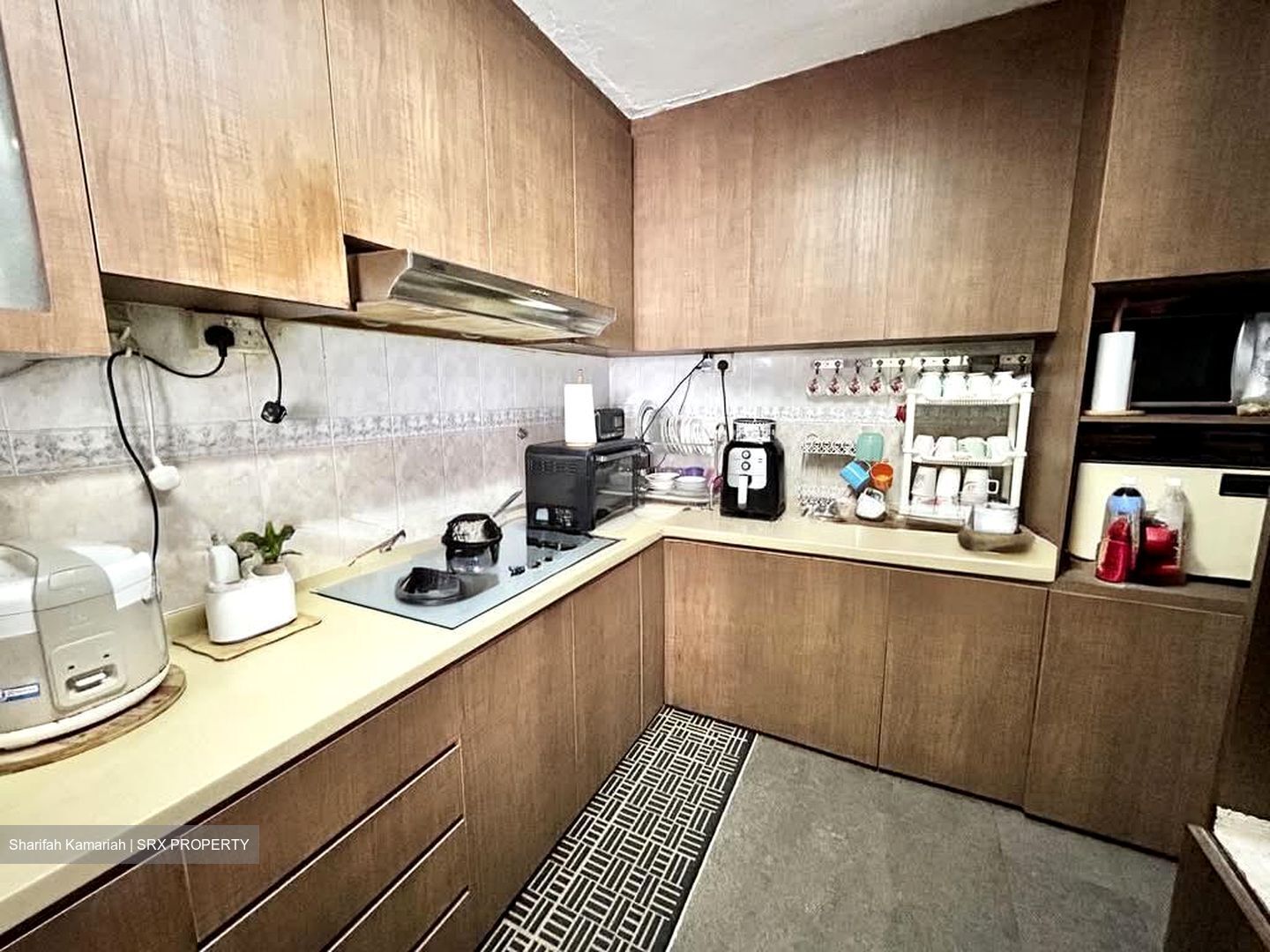Blk 336 Jurong East Avenue 1 (Jurong East), HDB Executive #579057031